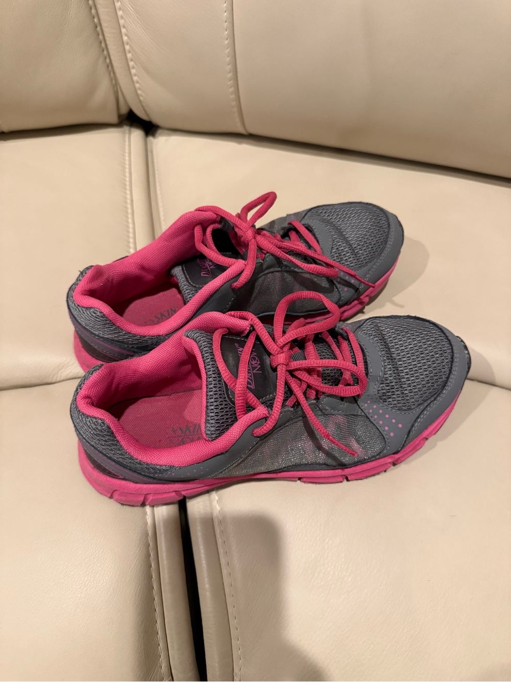 Danskin Women's Gray & Pink Athletic Sneakers